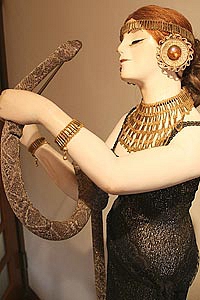 小さなからくり人形館プッペ - ゆたり